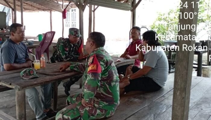 Koramil 06/TM Bersama Masyarakat Sei Meranti Gelar Kegiatan Komsos