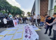 Geruduk Kejati Riau, KNPI Bersama Aliansi Pemuda dan Mahasiswa Lakukan Unjuk Rasa Desak Kejati Usut Tuntas Dugaan Skandal Korupsi Pada Manajerial PT PHR