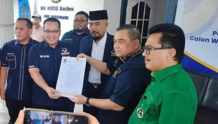 Ketua Garda Nasdem Pekanbaru Faisal Islami Siap Dukung Edy Natar – Destrayani