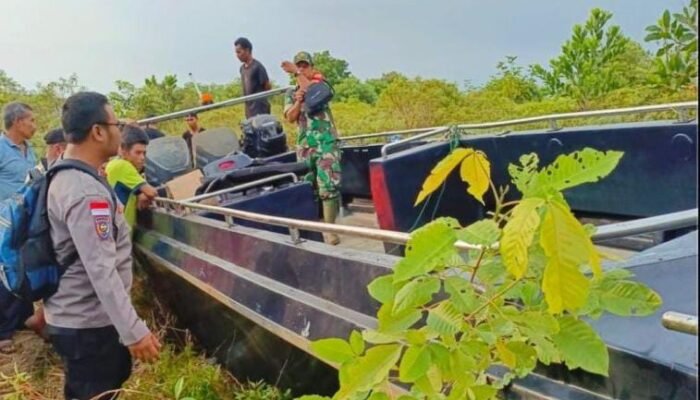 Diduga Jaringan Penyeludupan Benih Lobster, Petugas Bea Cukai Amankan Kapal Boat Misterius di Perairan Meranti
