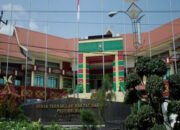 Diskrimsus Polda Riau Lakukan Penggeledahan di Sekwan DPRD Riau. Ada Apa?