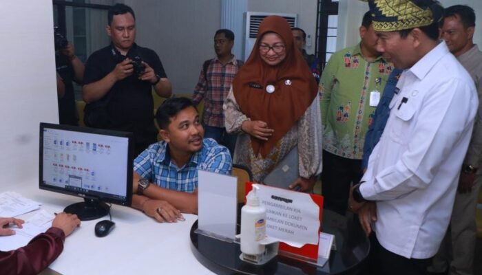 Percepat Pelayanan Bagi Pemula, Disdukcapil Pekanbaru Siapkan 150 Antrean di Hari Sabtu