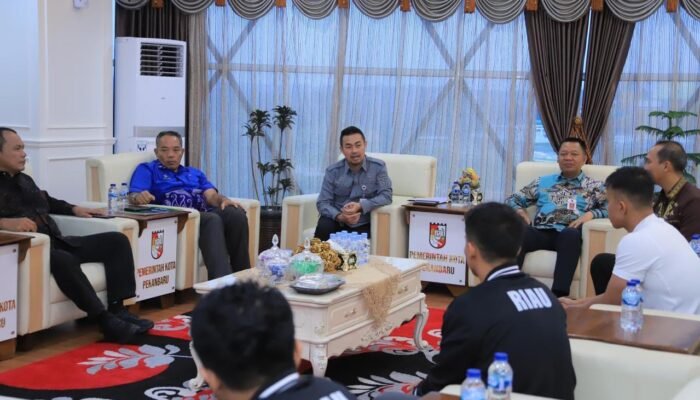 Pemko Pekanbaru Sambut Kedatangan Atlet Peraih Medali Emas Pada PON XXI Aceh – Sumut