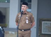 Pimpin Upacara Bendera Bapenda Pekanbaru, Akur : “Terus Tingkatkan Kualitas Pelayanan kepada Masyarakat”