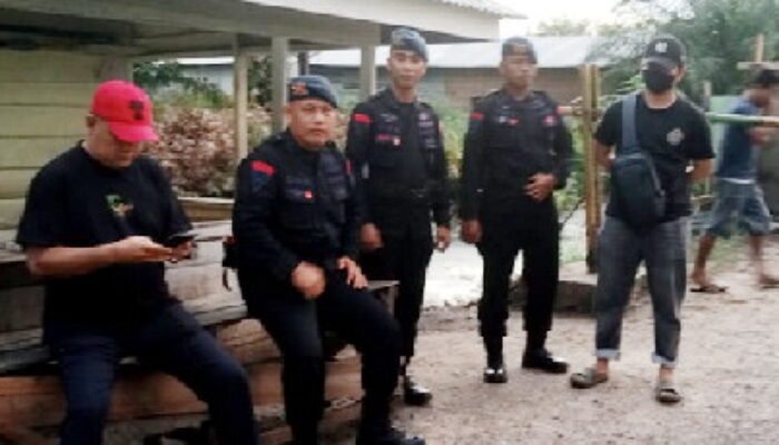Kehadiran Brimob Polda Riau Diduga Dimanfaatkan Jaga Kebun Sawit Di Rohil Ditolak Warga