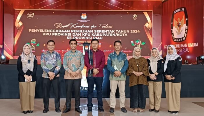 KPU Pekanbaru Raih 11 Penghargaan dan Jadi Penyelenggara Pemilihan Terbaik di Riau