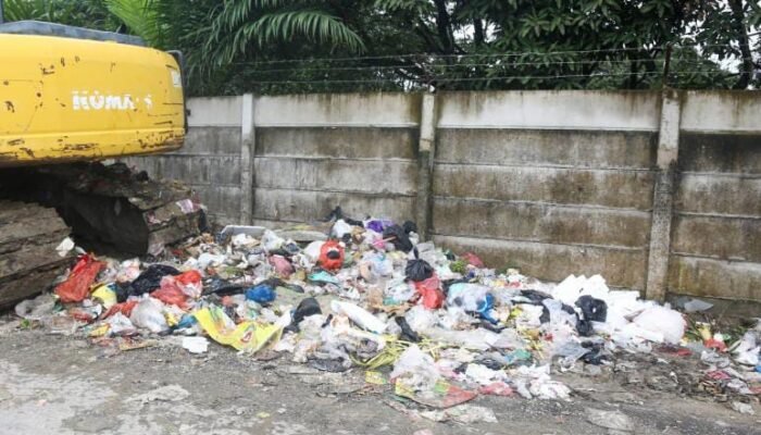 Satgas Gakkum DLHK Pekanbaru Koordinasi dengan Pihak Ketiga Guna Bersihkan Tumpukan Sampah