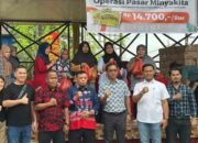 Bantu Ringankan Masyarakat, PT Musim Mas Pelalawan Gelontorkan 40 Ribu Liter Minyak di Pasar Murah Pemkab Pelalawan