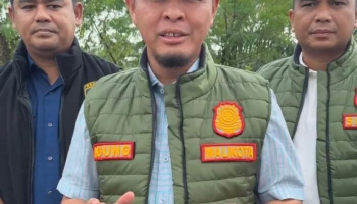 Pj Wako Pekanbaru Langsung Tancap Gas Sidak TPS Sampah di Hari Keempat Lebaran