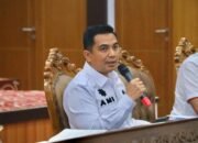 Lakukan Penyegaran, Pemko Pekanbaru Tunjuk Reza Aulia dan Zarman Candra Sebagai Plt DLHK dan Damkar