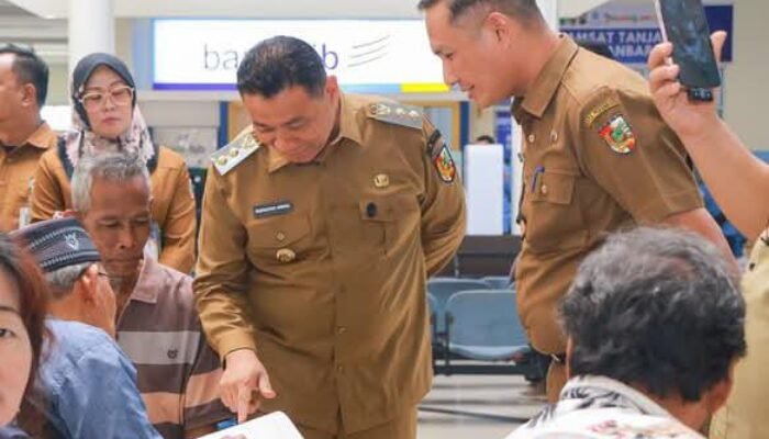 Lakukan Terobosan Baru, Bapenda Pekanbaru Buka Pelayanan Pembayaran Pajak Kendaraan Bermotor Mulai Hari Ini