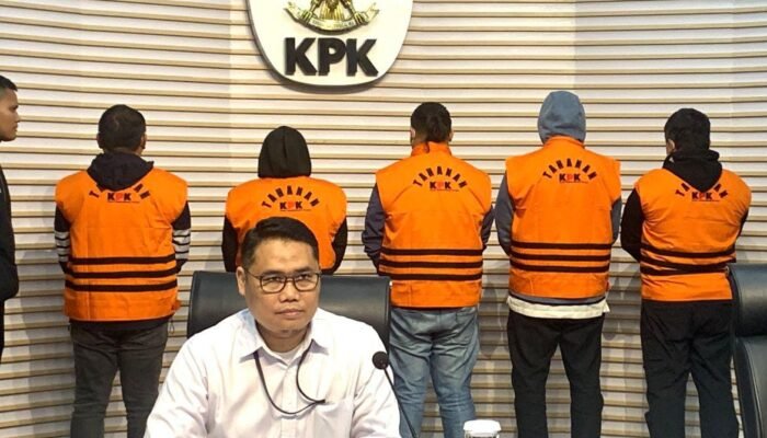KPK Tetapkan 5 dari 6 Tersangka Dugaan Korupsi Proyek Jalan di Sumut