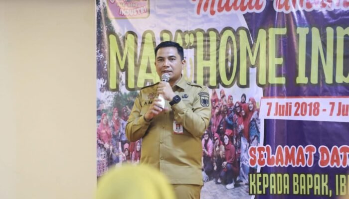 Pj Sekdako Pekanbaru Zulhelmi Apresiasi Komunitas Mak-mak Home Industri