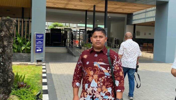 AMMP Soroti BAM DPR RI Terkait Forum Tata Kelola dan Demo di Jakarta, Dalam Menampung Aspirasi Masyarakat Riau. Wandri : BAM DPR RI Harus Cermat Menyerap Aspirasi