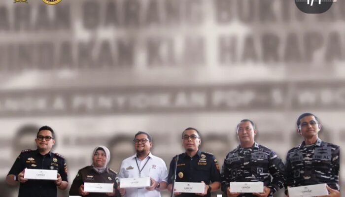 Kanwil Bea Cukai Riau Tegas Berantas Rokok Ilegal: 25,6 Juta Batang Dimusnahkan di Padang