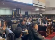 Ketidakhadiran Pemko Pekanbaru Dalam Paripurna di DPRD Picu Kekecewaan dan Interupsi dari Anggota Dewan, Pengamat : “Seharusnya Agenda Penting Wajib Dihadiri”