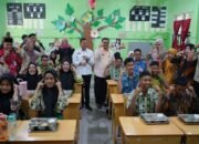 Sekdaprov Riau Syarial Abdi Pastikan Pelaksanaan MBG Sesuai Aturan