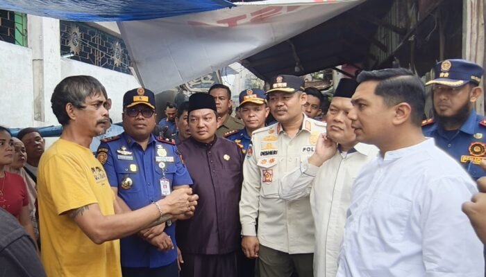 Program Perbaikan Listrik Warga Kurang Mampu Dimulai, Pemko Pekanbaru Lakukan Infeksi Langsung di Kawasan Padat Penduduk Jalan Kopi