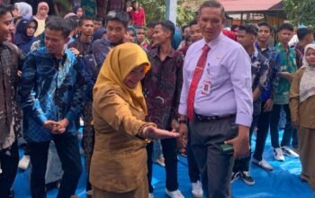 Plt Kadisdik Pekanbaru Alek Kurniawan Hadiri Perpisahan Peserta Didik SMP Negeri 39