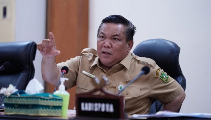 Pemprov Riau Monitor Kerusakan Jalan di Sejumlah Titik