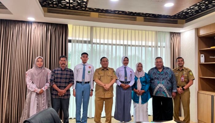 Plt Gubri SF Hariyanto Lepas Capaska Asal Riau Menuju Jakarta