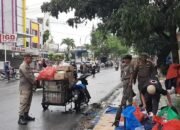 Pedagang Pasar Tumpah di Jalan Ahmad Yani Jangan Berjualan di atas Jam Delapan Pagi